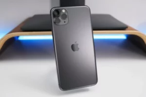 iPhone 11 Pro Max có còn đáng mua không
