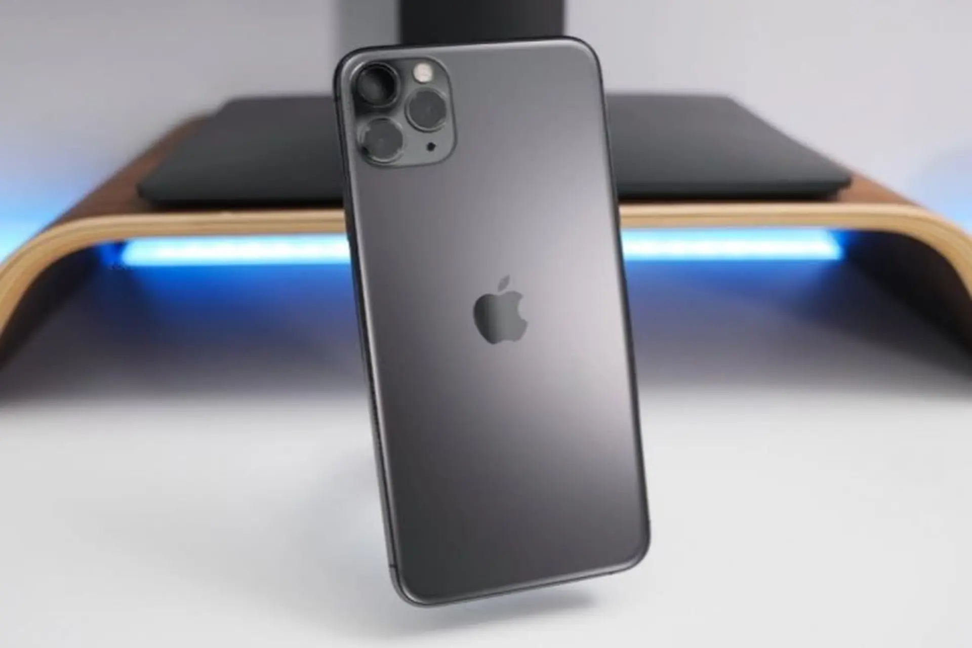 iPhone 11 Pro Max dùng có bền không - Hình 3