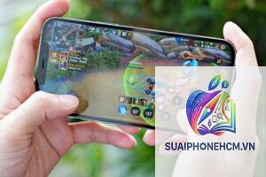 iPhone 11 có bị nóng khi chơi game không