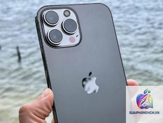 iPhone 13 Pro Max có bị nóng không