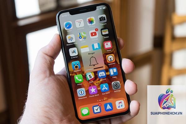 iPhone âm lượng tự giảm