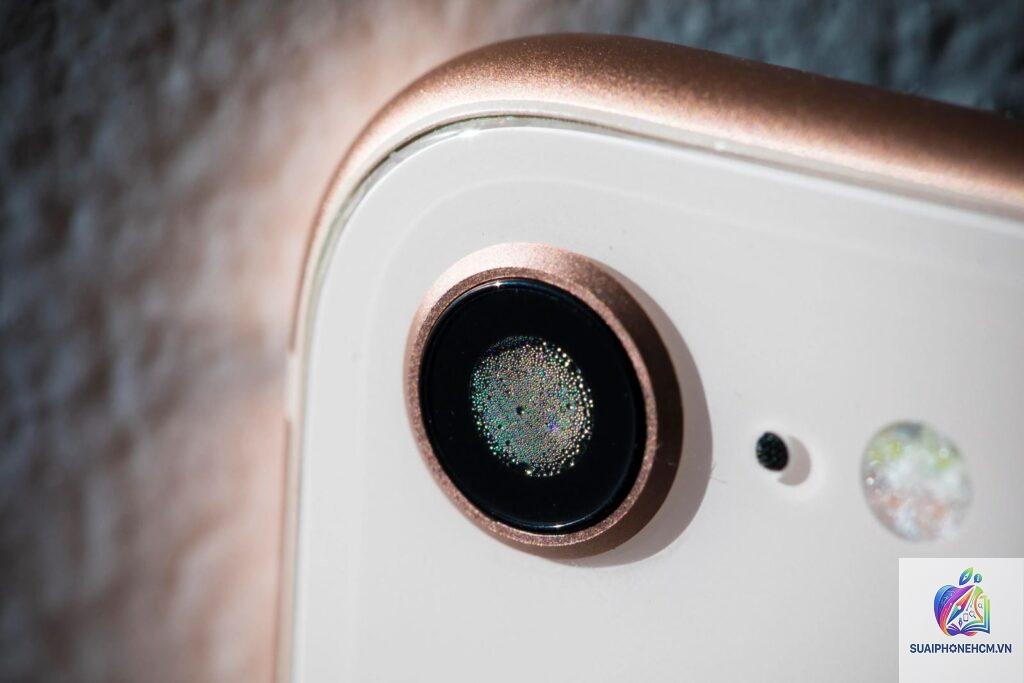 iPhone camera bị nhòe ảnh