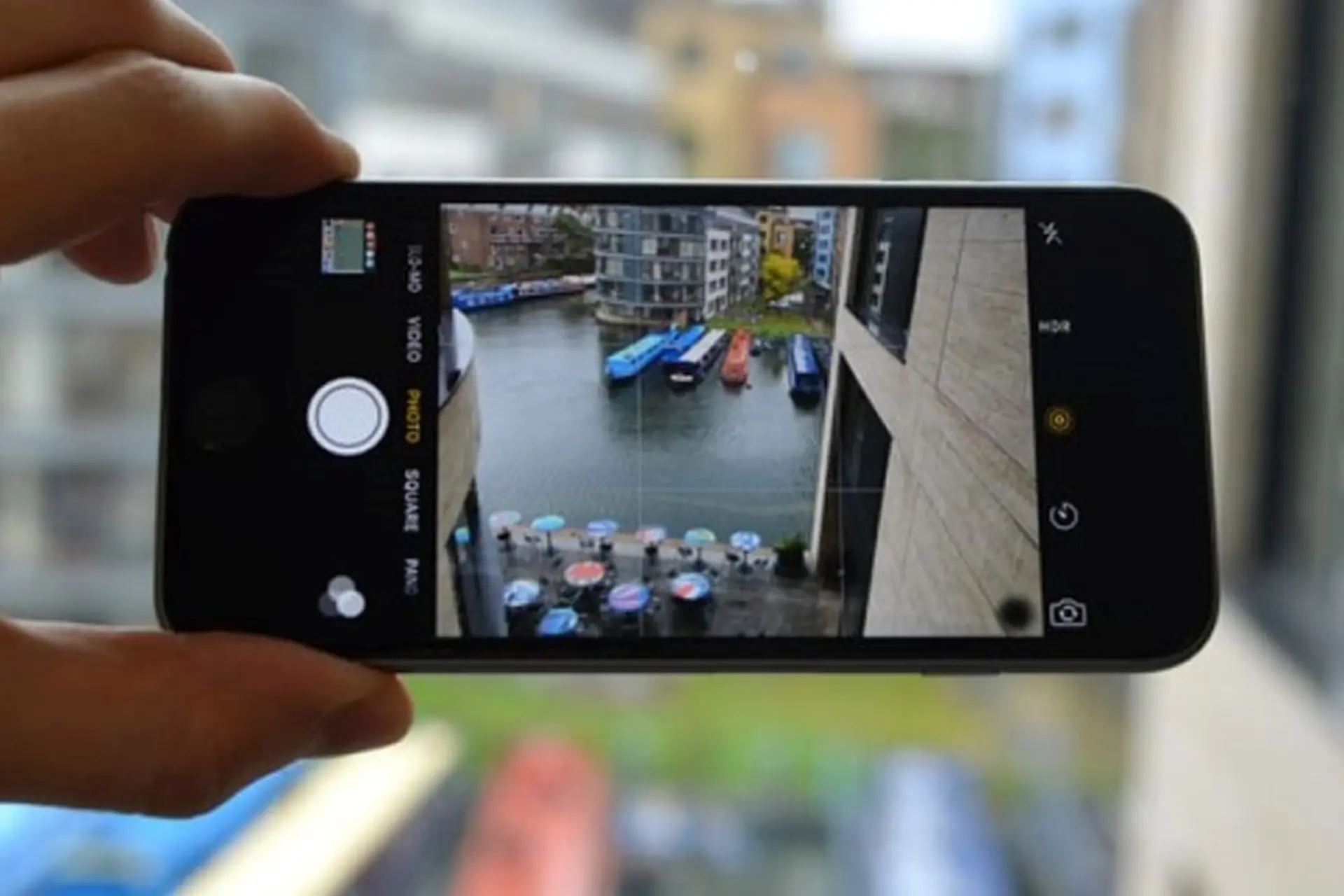 iPhone camera sau bị đen - Hình 4