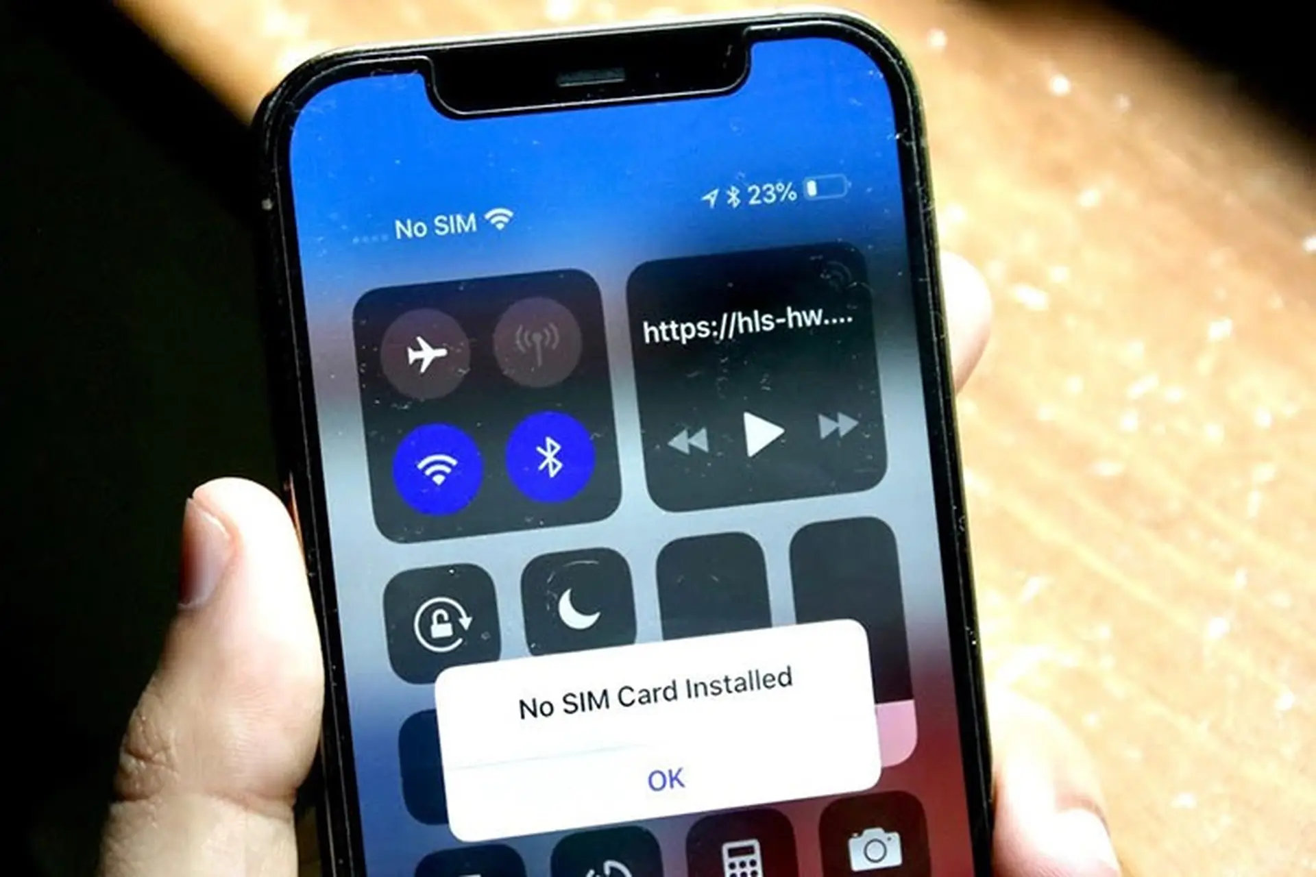 iPhone lỗi SIM phải làm sao - Hình 3