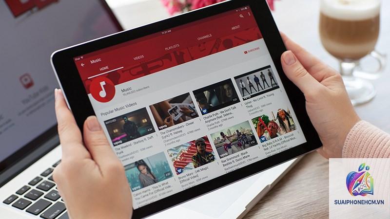 iPhone pin tụt nhanh khi xem YouTube - Hình 2