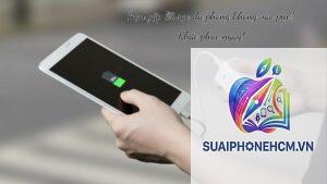 iPhone sạc bằng sạc dự phòng không vào