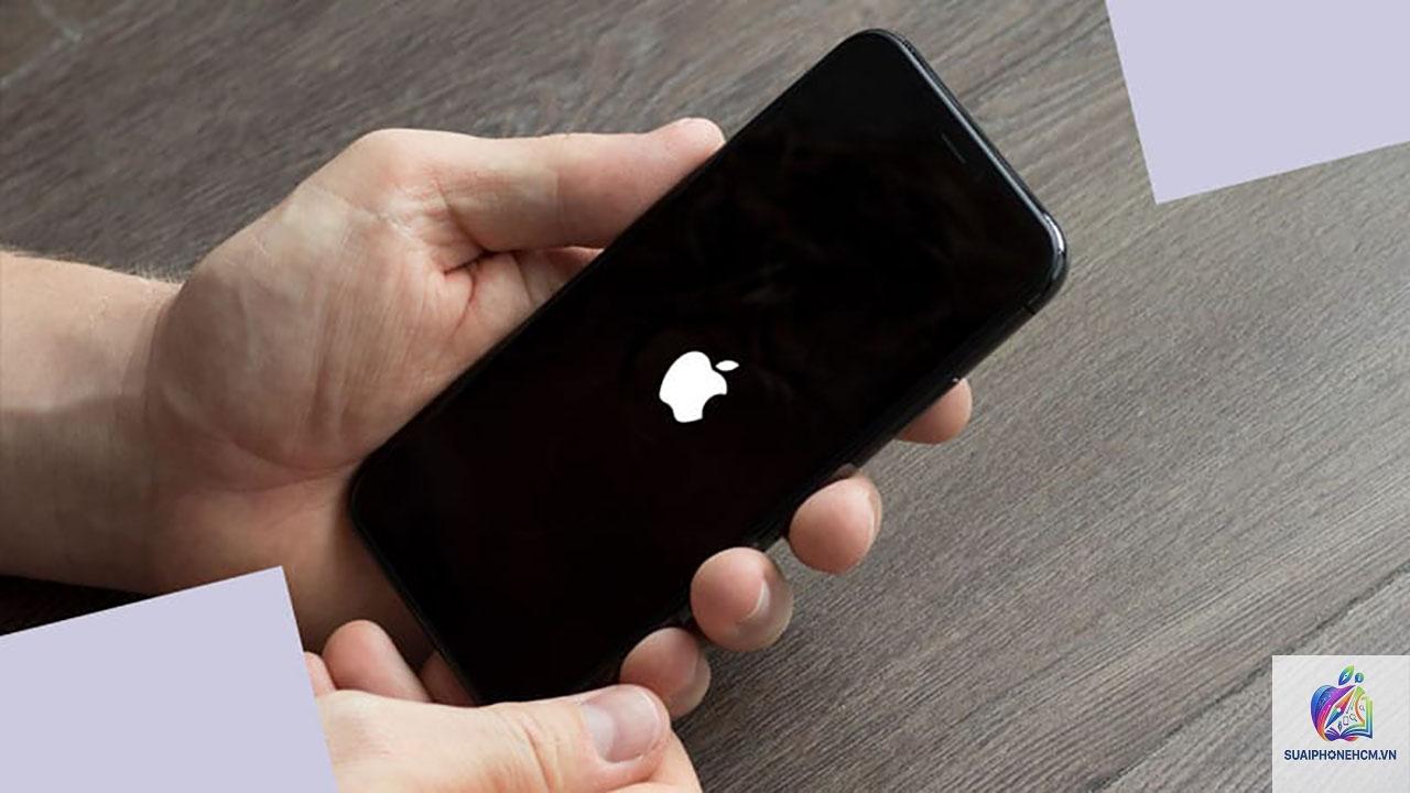 iPhone treo táo khi sạc - Hình 4