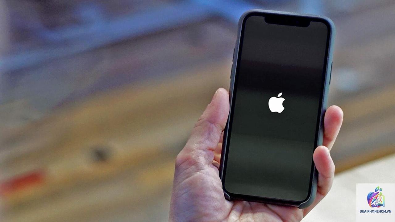iPhone treo táo liên tục - Hình 3