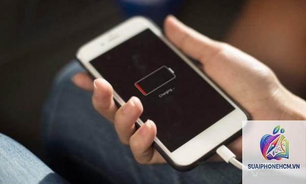 iPhone vừa sạc vừa nóng - Hình 4