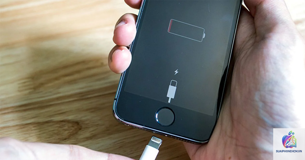 iPhone vừa sạc vừa tụt pin - Hình 2
