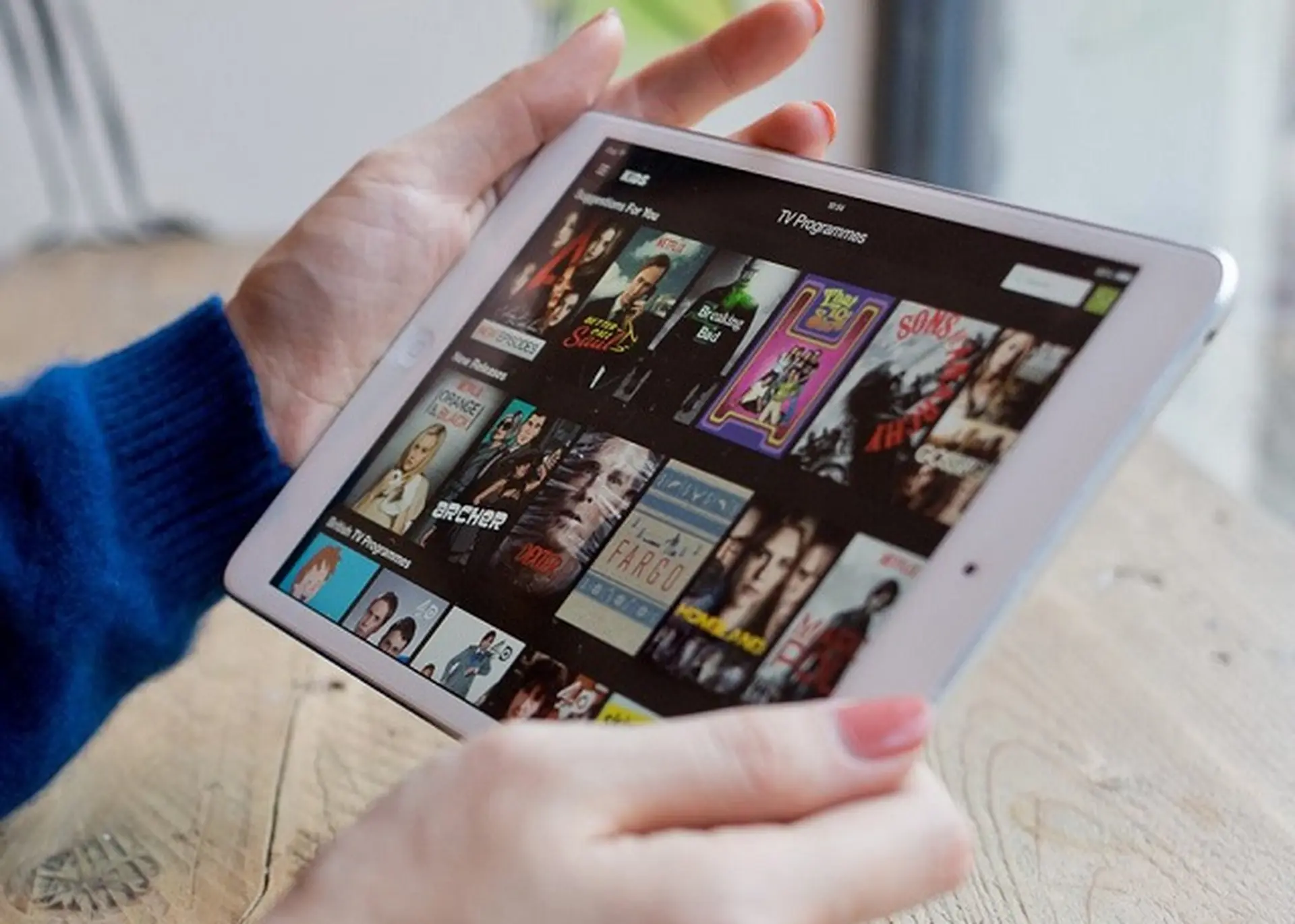 ipad cho xem phim - Hình 2