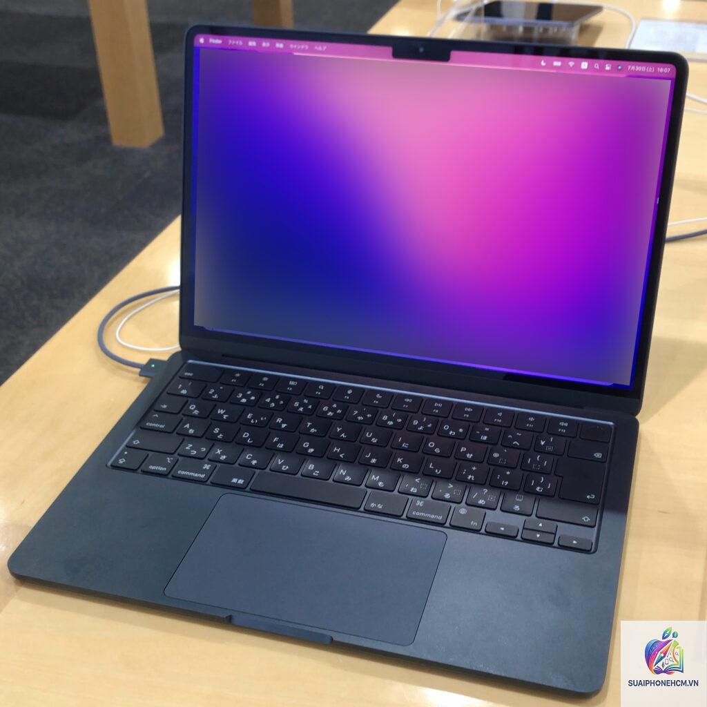 MacBook Air Midnight