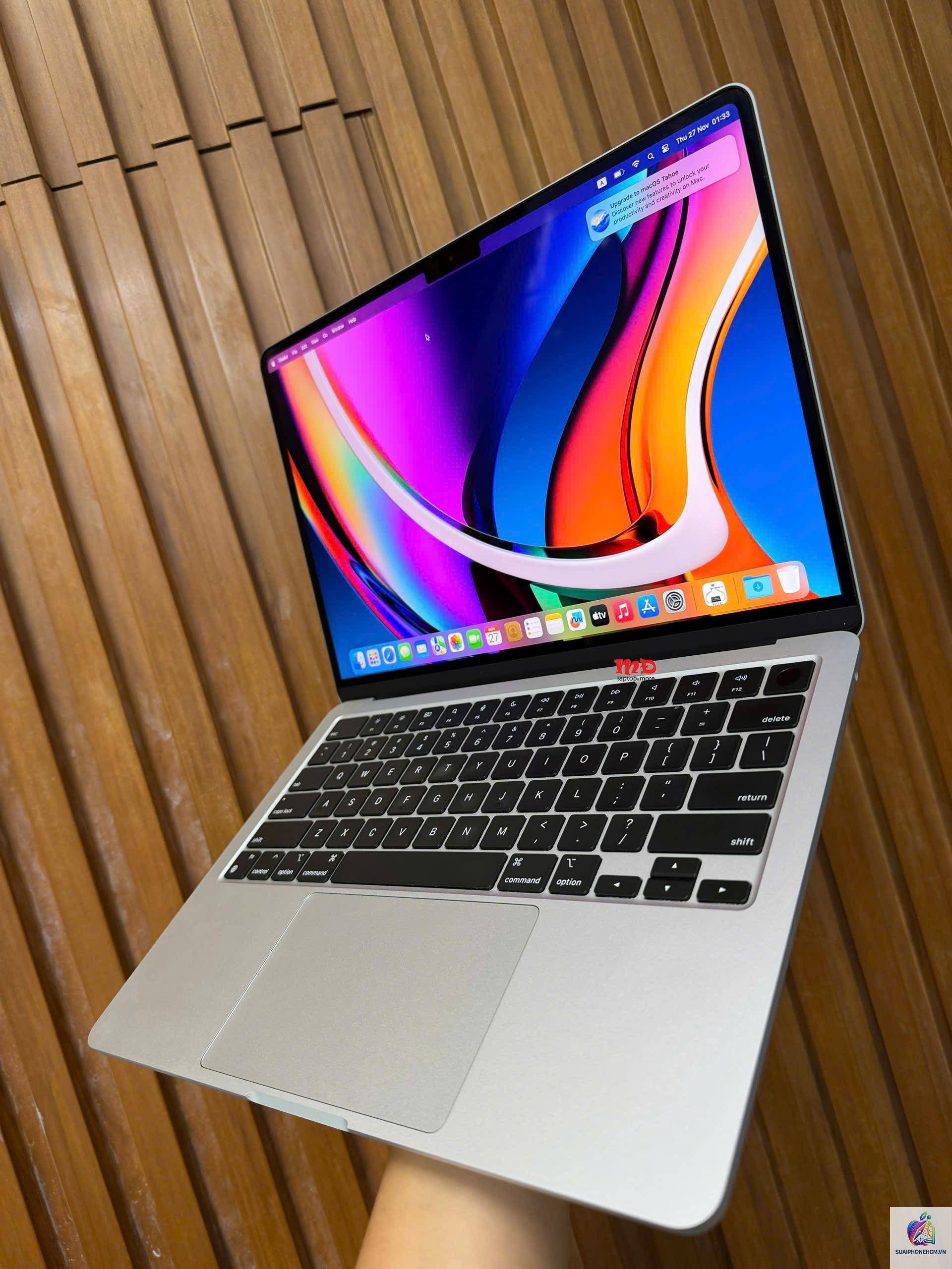 MacBook Air Silver - Hình 4