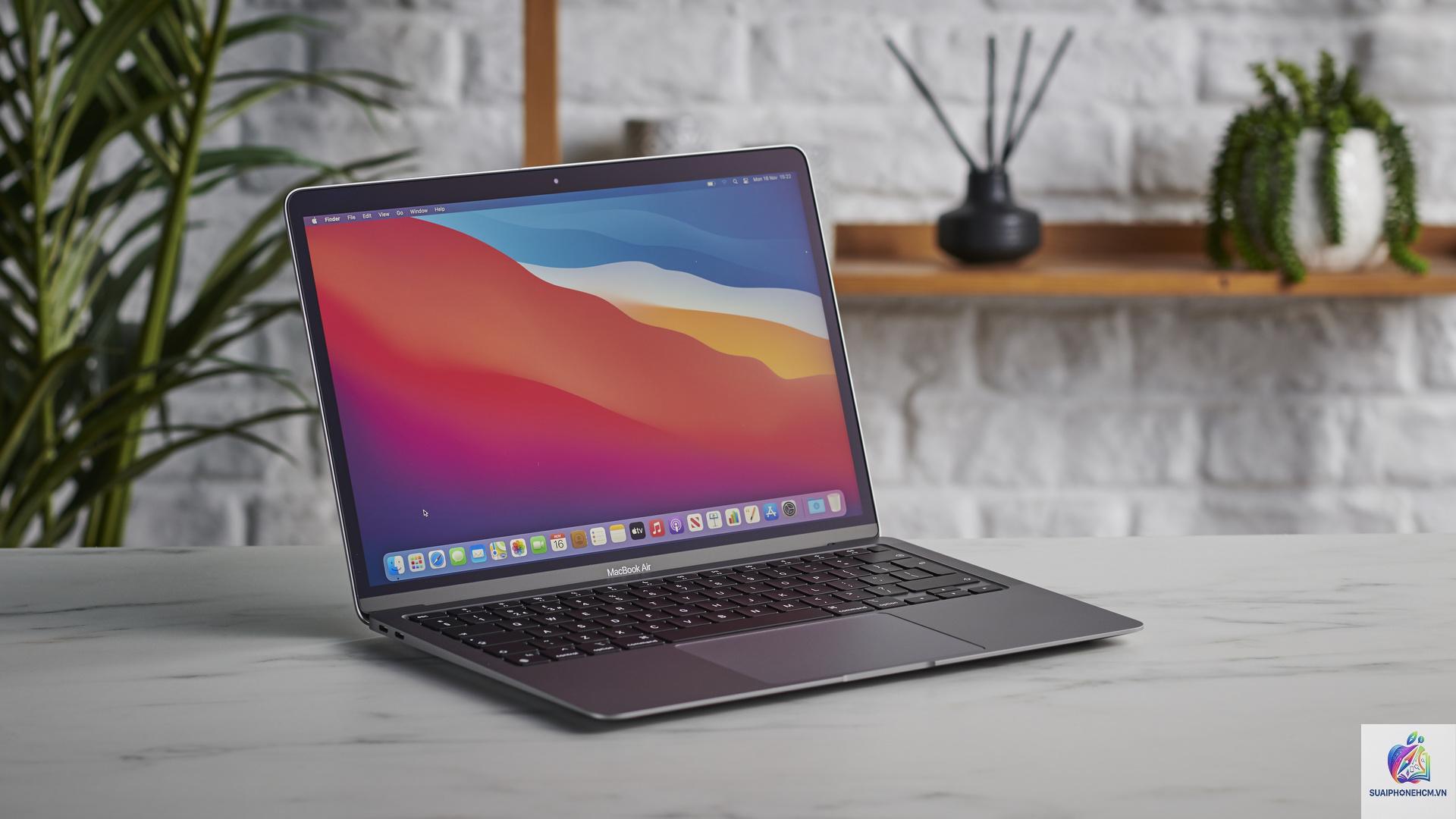 MacBook Air chạy êm không - Hình 3