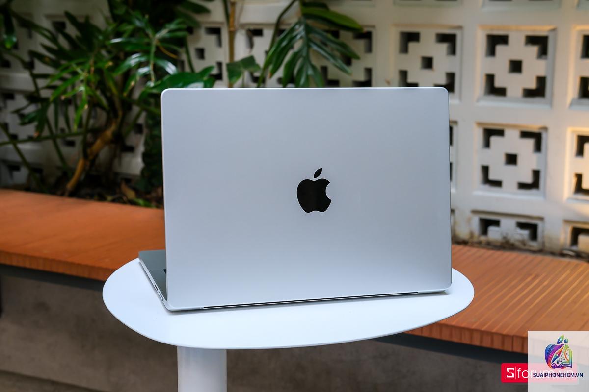 MacBook Air cho học sinh - Hình 3