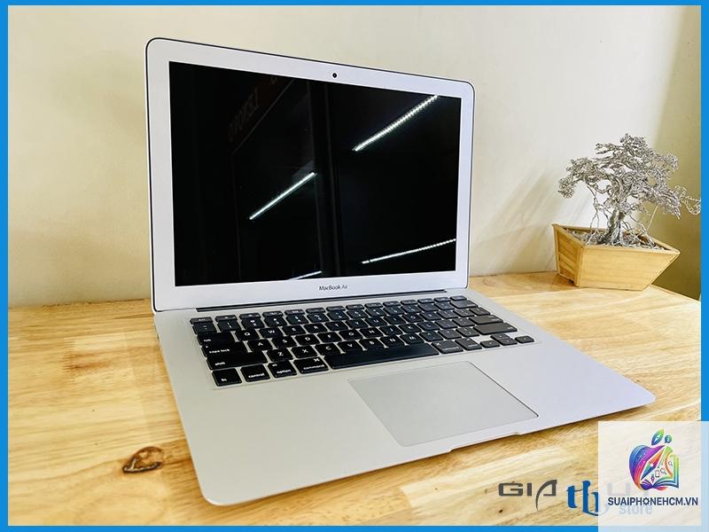 MacBook Air cũ - Hình 4