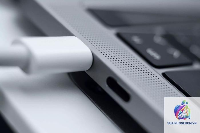 MacBook Air sạc bao lâu đầy - Hình 4