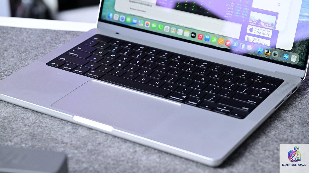 MacBook Pro Silver - Hình 5