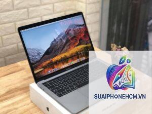 MacBook Pro cũ