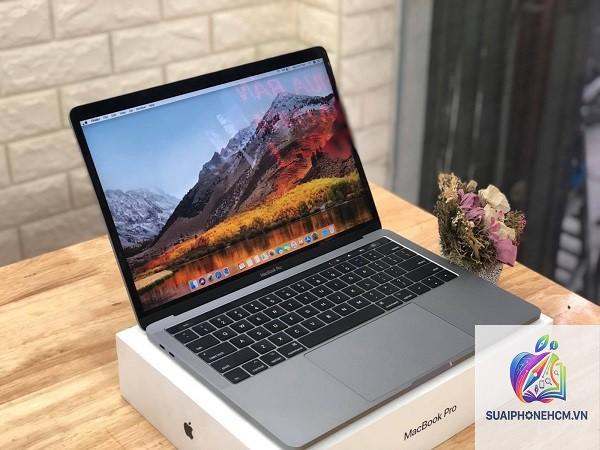 MacBook Pro cũ