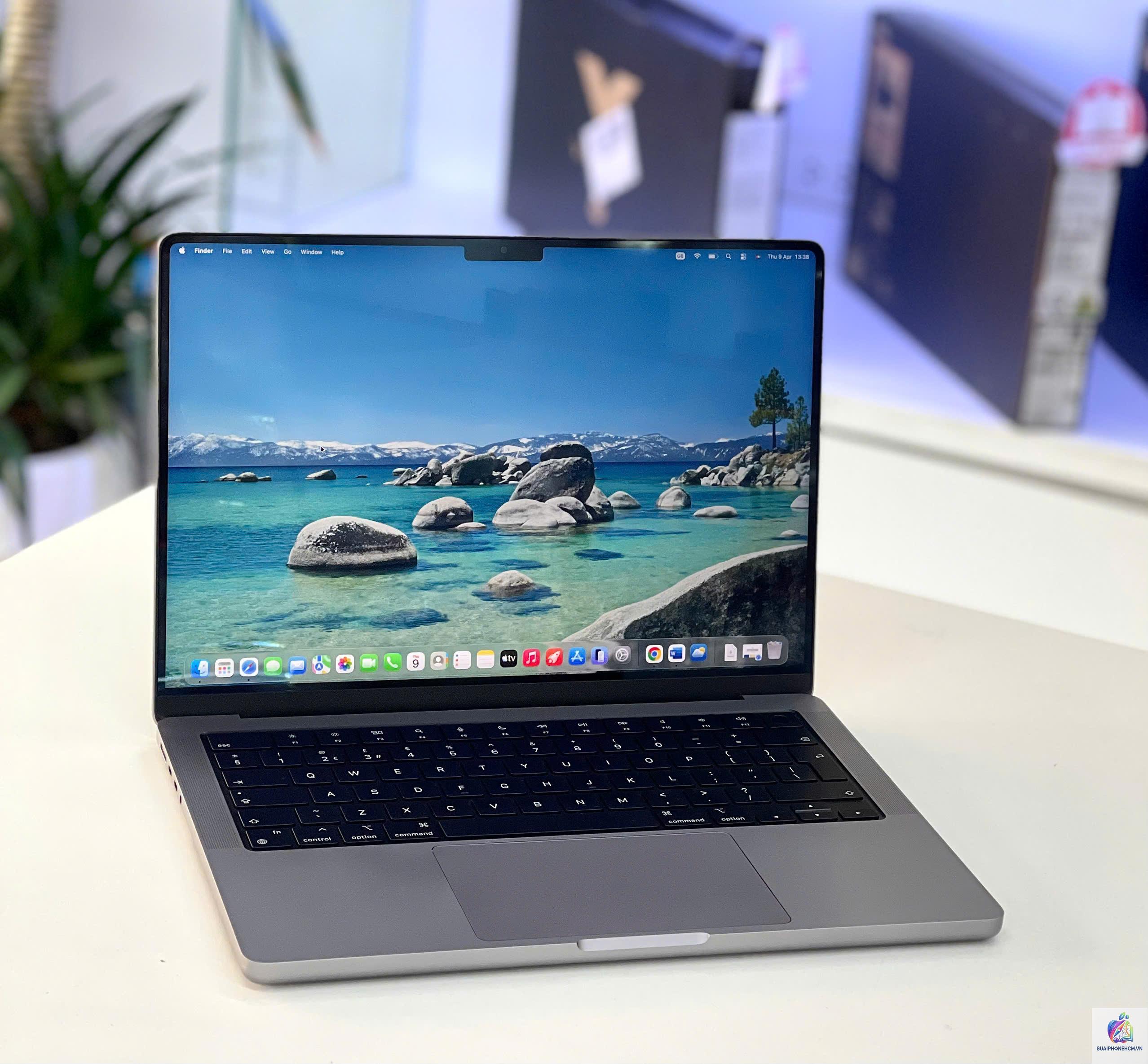 MacBook Pro like new - Hình 4