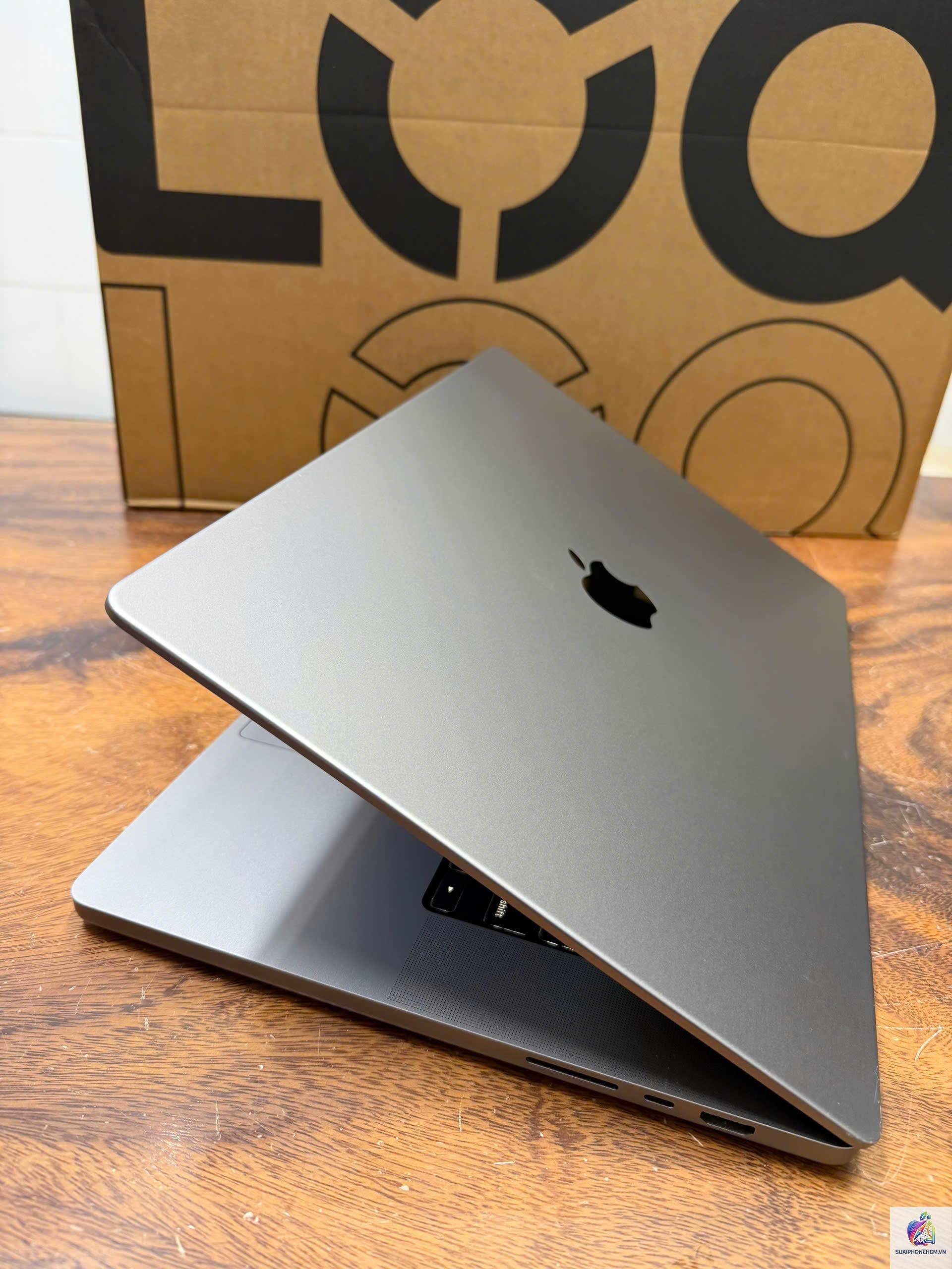 MacBook Pro xách tay - Hình 3