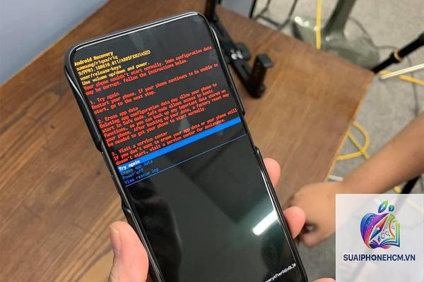 cách sửa điện thoại không lên màn hình